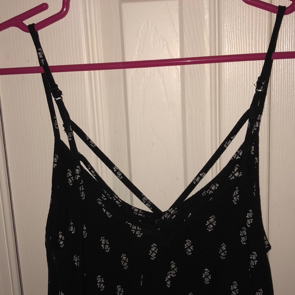 Black patterned tank top - Picture 2 of 2